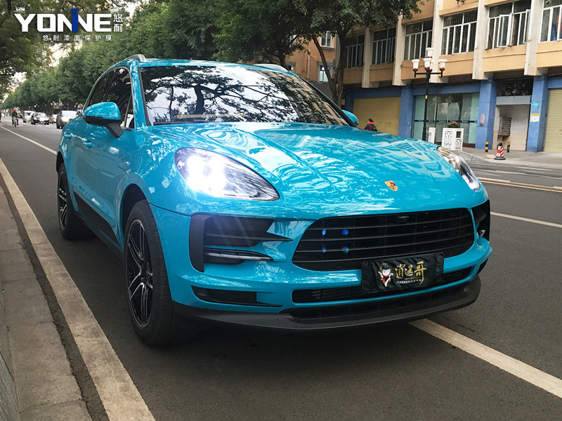 美爆了！邁阿密藍(lán)保時(shí)捷施工悠耐隱形車(chē)衣鑒賞